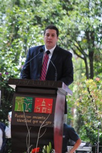 Isaac Mendarózqueta Buenfil, presidente municipal de Papalotla durante su mensaje por el 187 aniversario de la erección de esta entidad.