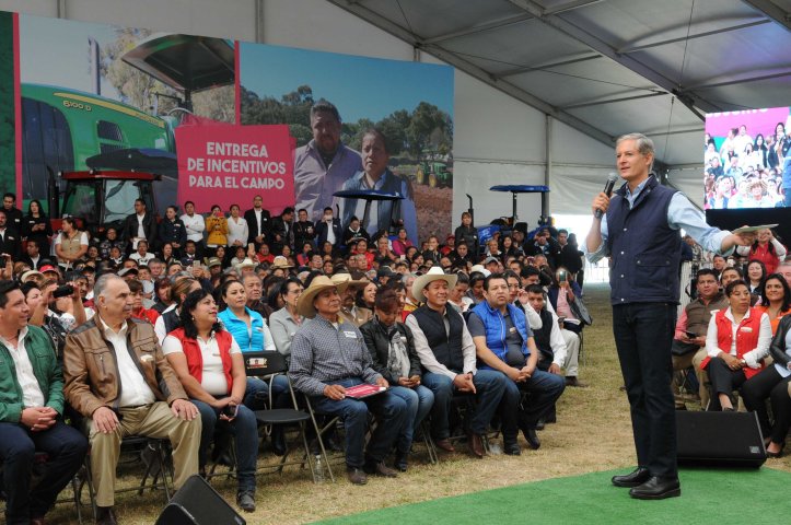 4D57ED00-446E-4D8D-A194-3EBEA182B2D9