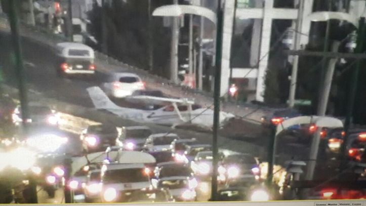 990543B2-0CDF-4BCA-8944-208AD8911FA4