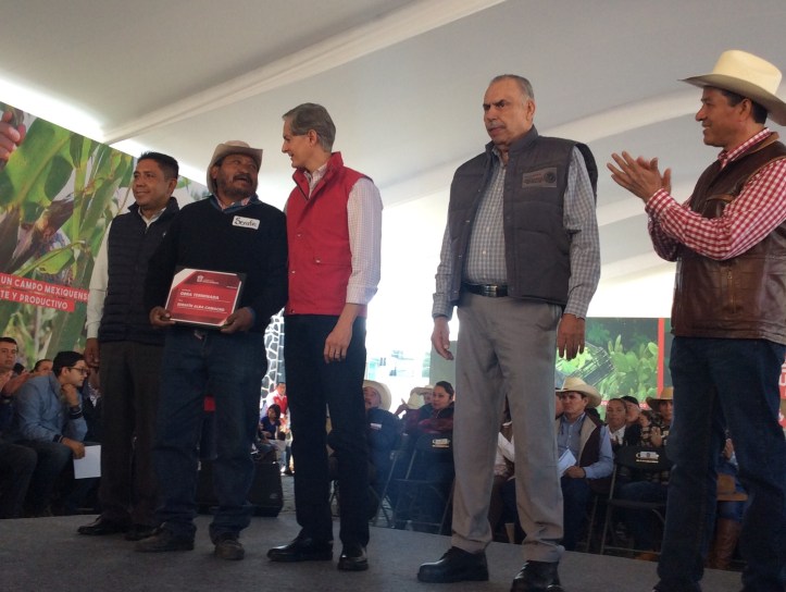 C2565205-F669-4A70-A249-8C7E2A559306