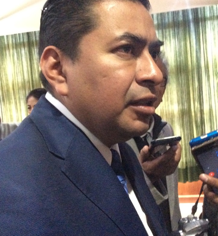 51128770-2080-415E-8FB2-02BE138DD2D7