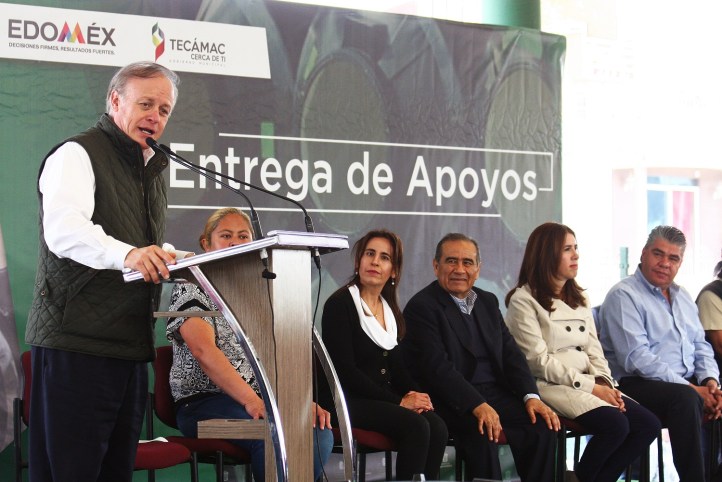 C65D2740-E1FB-4927-8C68-001896E3E6F5