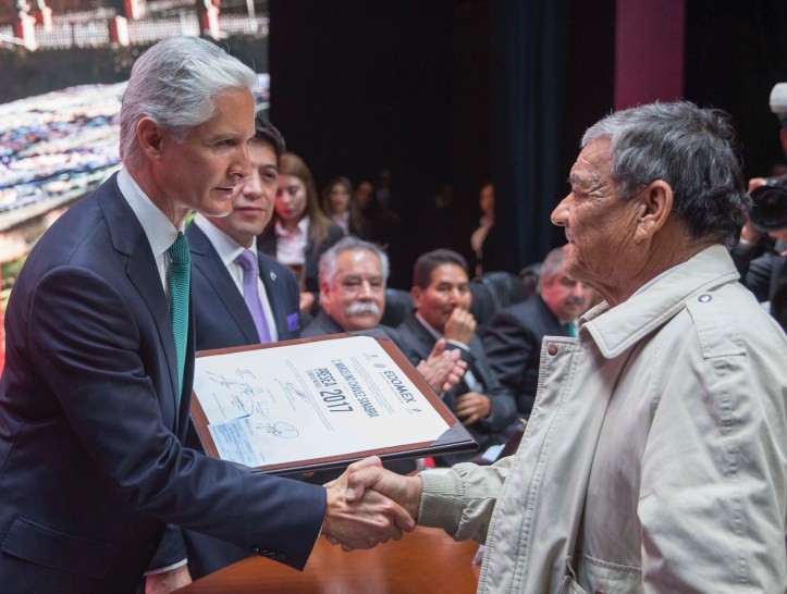 B7A8E799-558D-4253-8417-009374D1F52C