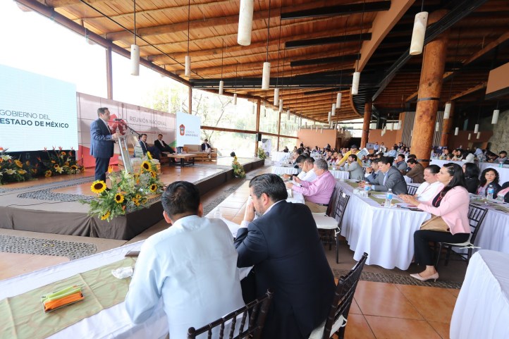 F7E0D073-4034-400C-847C-1F1CFE5DAC79