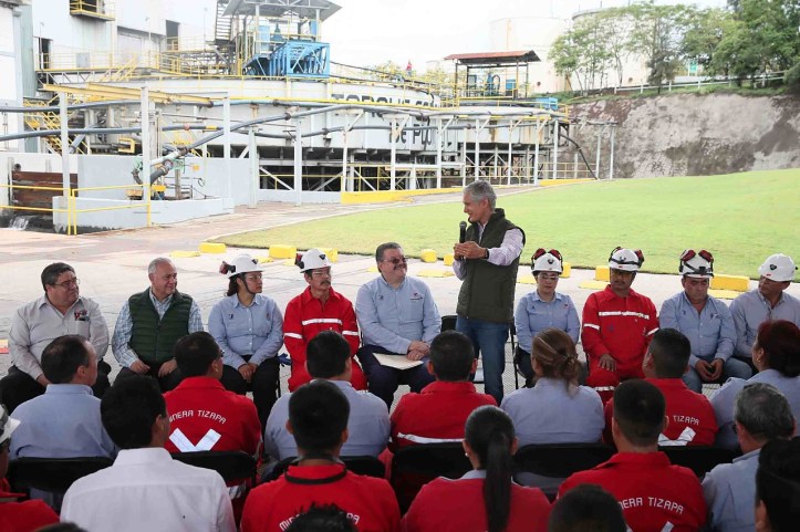 RECONOCE GOBERNADOR 1