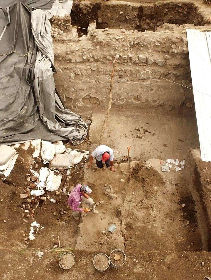 El segundo hallazgo es un gran depósito de cerámica denominado Ofrenda D1, que posiblemente sean los restos de un gran festejo.Foto Revista Arqueología Mexicana